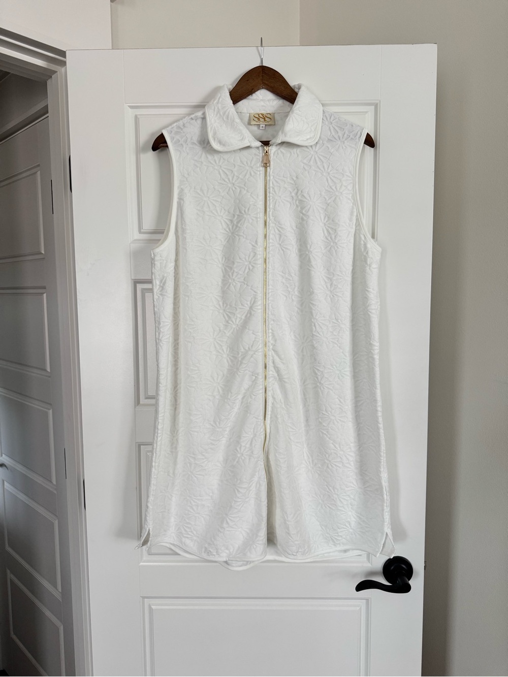 SSYS Annie Contrast Floral Terry Zip Swim Cover In White